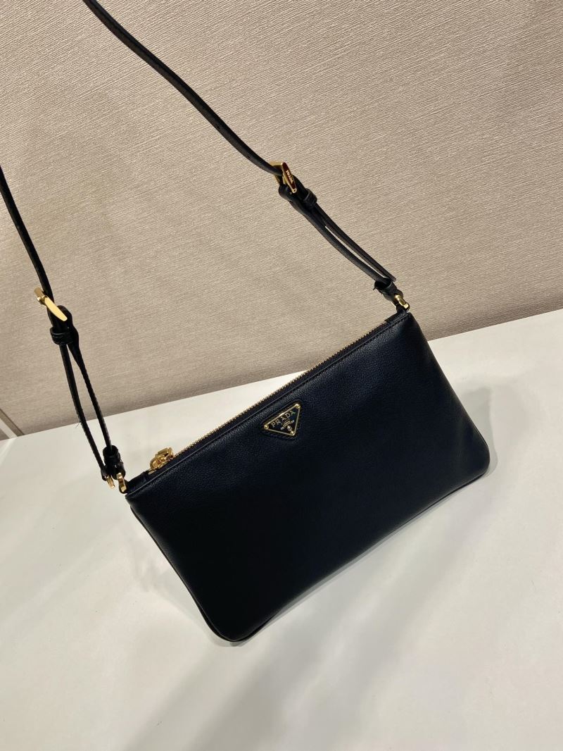 Pra*a hobo bags